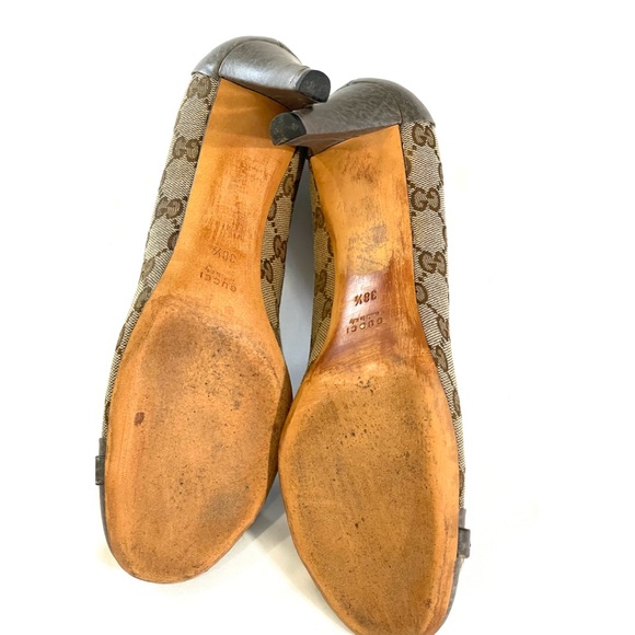 GUCCI Beige GG Canvas Horsebit Cap Toe Pumps Size Sz 38.5 - Picture 10 of 12